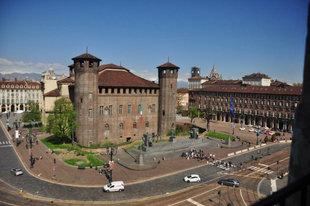 Mansarda In Piazza Castello Apartment Turin Luaran gambar